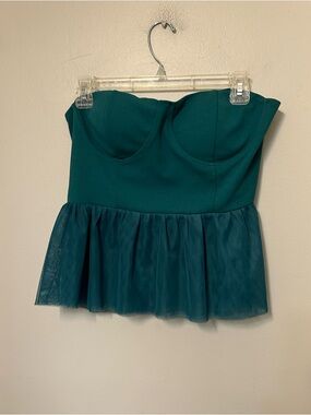 Sincerely Jules Strapless Crop Top Women’s Large Green Tulle Hem Romantic